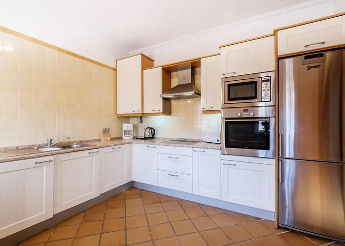 Maravilhoso T1 D'el Rey Appartamento